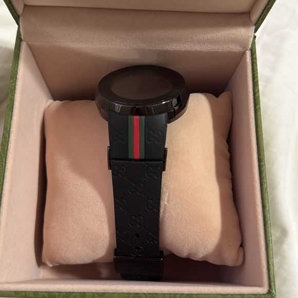 Gucci 114-2 Digital watch - Picture 9 of 9